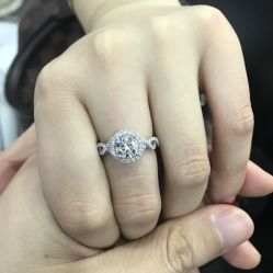 -威德钻石-克拉钻大本营(南京东路店)