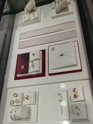 -周大福CHOW TAI FOOK(南翔老街店)