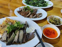 -乌文新澄海卤鹅店