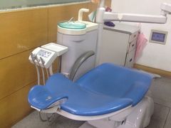 -浙江大学医学院附属口腔医院湖滨（延安）院区