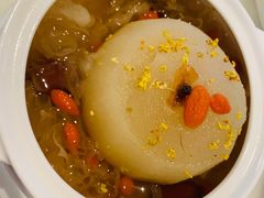 -港丽餐厅(高德置地店)