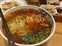 -西部马华清真兰州牛肉面·烧烤夜市(关东店)
