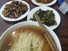 -朱新年·苏式汤团·面点(北寺塔店)