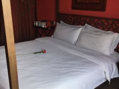 -天鹅恋主题酒店(光谷广场步行街店)