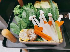 -牛人日志·鲜牛肉骨汤火锅(万科里瑧店)