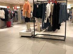 -H&M(星河城店)