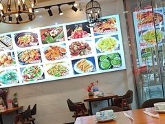 -梁姐啤酒鱼(兴坪古镇店)
