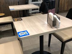 大堂-康师傅私房牛肉面(马泉营奥莱店)