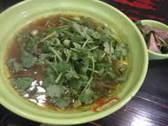 -张记牛肉面馆(天津路店)