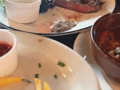 -羽深肉铺 Steak & Wine