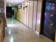 -至潮影城(庆春路锦和大厦店)