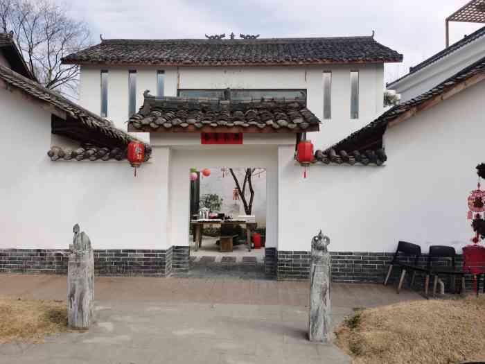 不二隐庐(三圣乡店)-"朋友推荐的这家院子,算是很不错的一次美食.