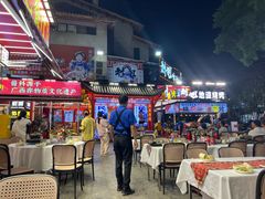 -刘姐啤酒鱼民族演艺餐厅(西街总店)