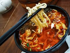 辣肉面-万寿斋(山阴路店)