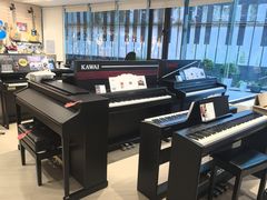 -柏斯音乐艺术中心·钢琴·吉他(上音店)
