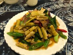 鲜笋腊肉-仁和人家