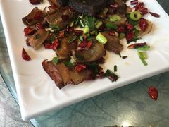 -唐师傅湘西名菜馆(武陵路店)