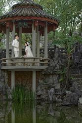 -喜爱高定婚纱摄影