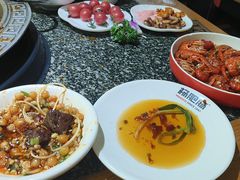 -杨肥肠火锅大排档(火车站花园店)