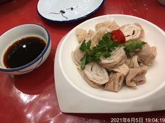 -侬佳蒸菜馆(听潮店)