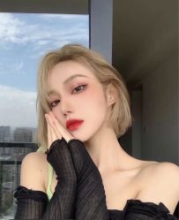 -变画·发型STUDIO