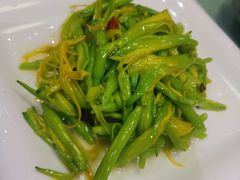 -超越海鲜屋(飞龙物业店)