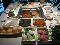 -海底捞火锅鲜切牛肉主题店(长寿路店)