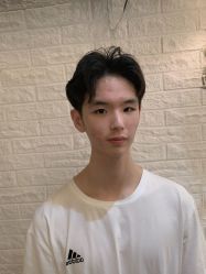 -一東造型烫发染发