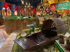 -老滇山寨•云南特色菜•地方菜•民族风情歌舞表演(金碧店)