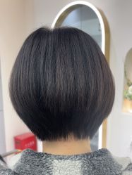 -DO A HAIRSTYLE