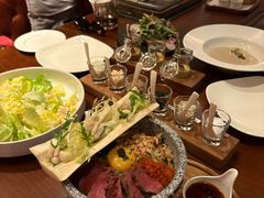 -恰餐厅及酒吧 CHAR Bar & Grill (北京丽都皇冠假日店)