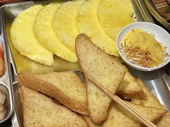 -围炉肉舍•炭烤活鳗•丹东海鲜烤肉(步行街店)