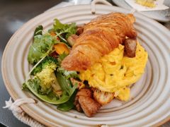 鹅肝滑蛋可颂全餐-玲婧胡同·生日蛋糕·餐厅(嘉里城店)