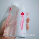 价格：水乳霜三件下来差不多800