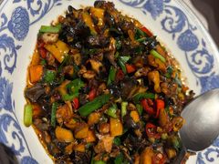 山韭爆螺片-千百味红餐厅·江西菜(绿地双子塔店)