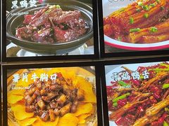 -郑记•不夜城烧烤•龙虾•虾蟹(黄鹤楼店)