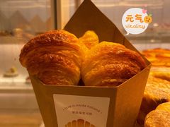 奶黄爆浆可颂-好利来(内双楠店)