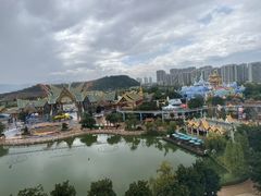 -七彩云南欢乐世界