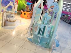 -家乐福(四元桥购物中心店)