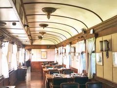 靠窗位-上海老站(徐家汇店)