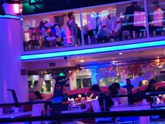 -巴特餐饮6加1音乐餐吧·新疆菜