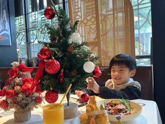 -Mogul Eatery·大亨餐酒馆