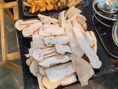 -蘑统田下·野生菌火锅