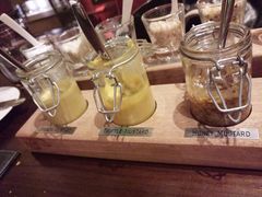 -恰餐厅及酒吧 CHAR Bar & Grill (北京丽都皇冠假日店)