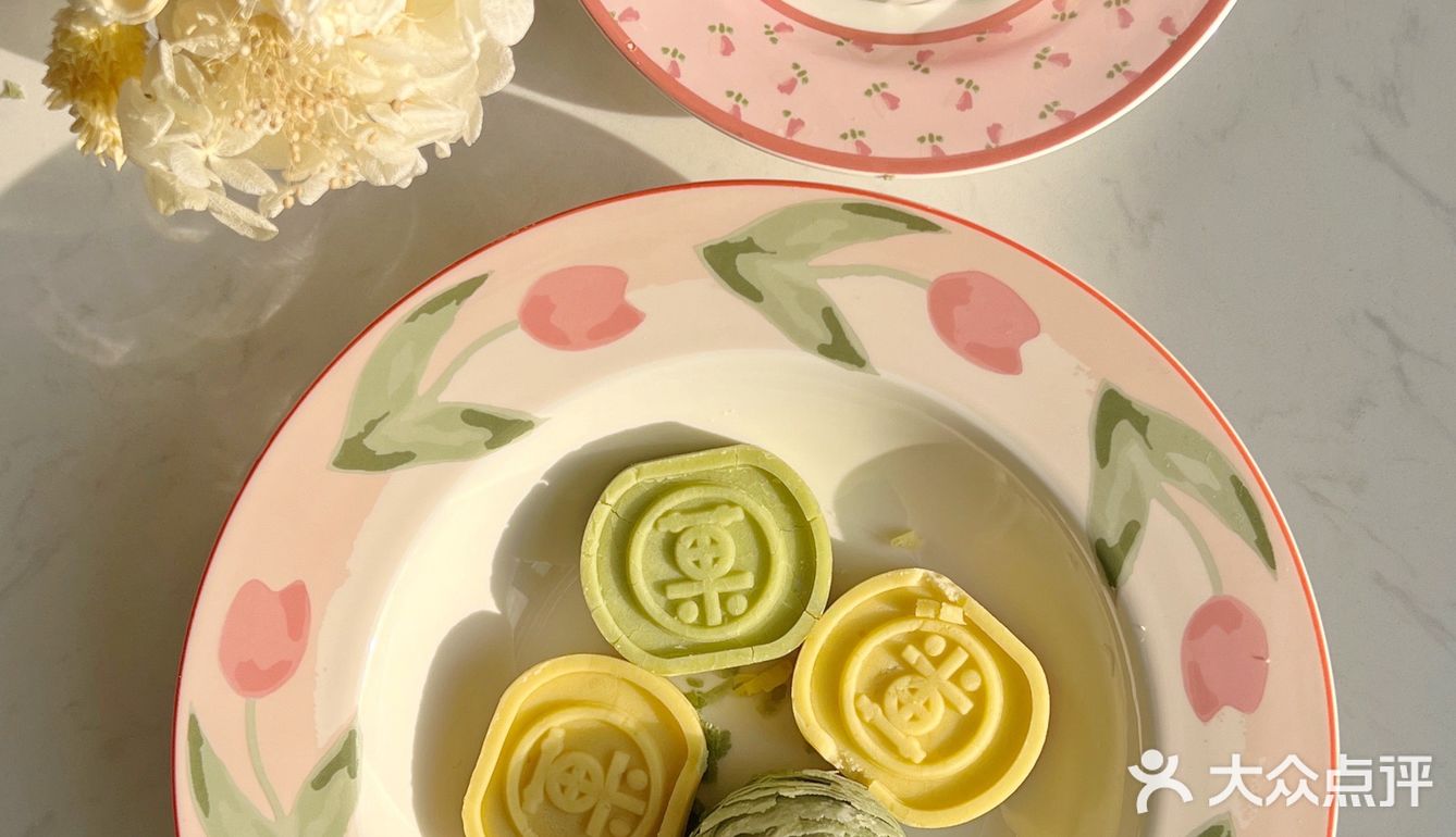 糯叽叽玫瑰红豆青团爱住