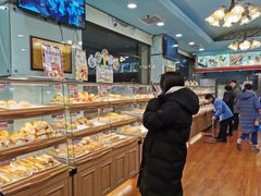 面包甜点陈列柜-新侨三宝乐面包店(崇文门店)