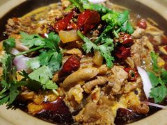 -沙胆彪炭炉牛杂煲(上海日月光广场店)