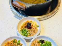 -佬缸炮江湖川菜(玉林店)