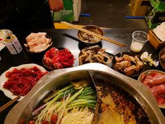 -岗上渣渣老火锅(两路口店)