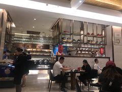 -东方红海鲜百汇(国际大厦店)